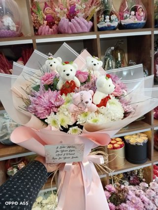 Çiçekler ve Ayıcıklar, Kütahya Çiçekçi